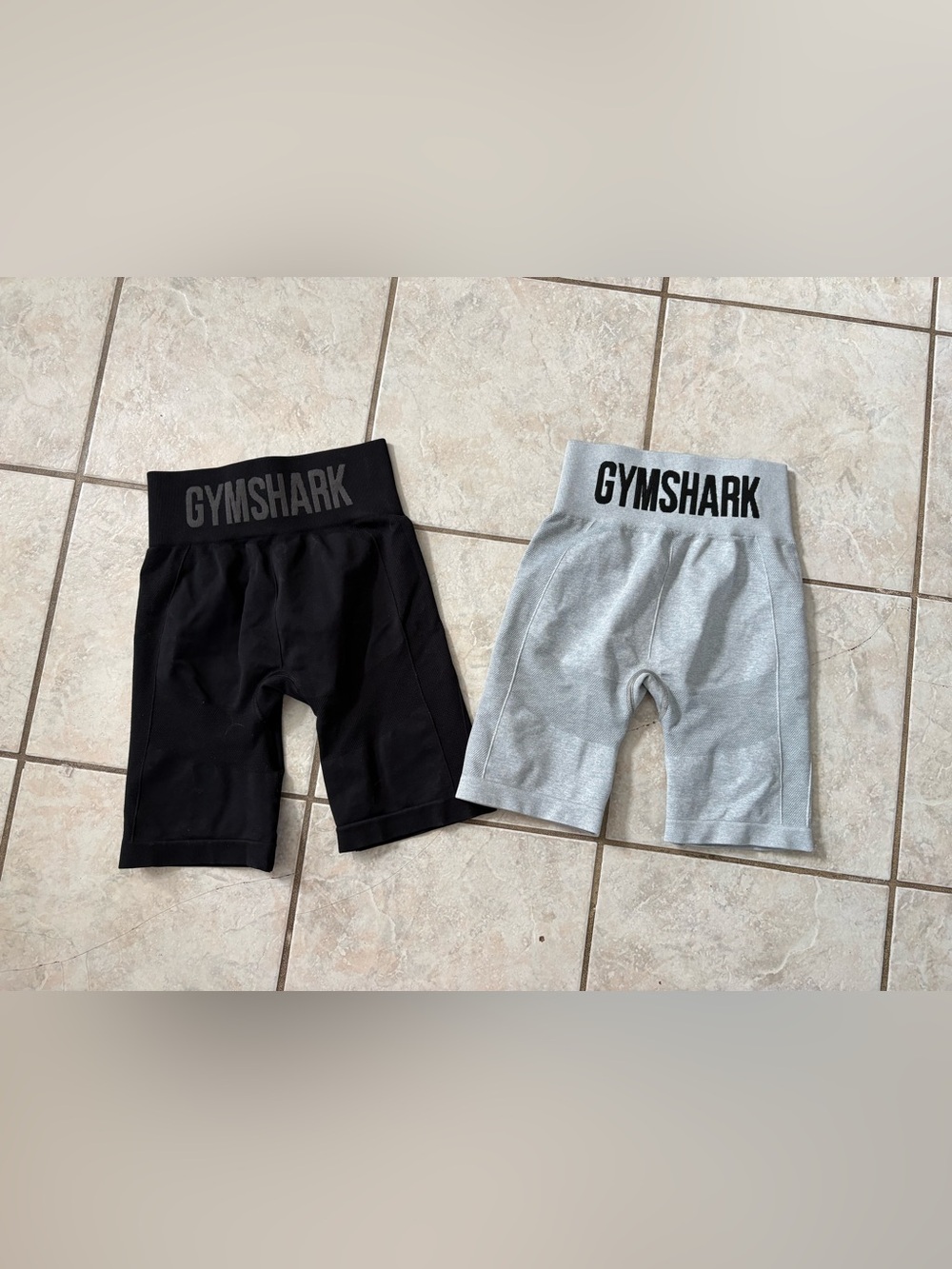 Gymshark Flex Biker Short Workout Performance Yoga Grey Black Small